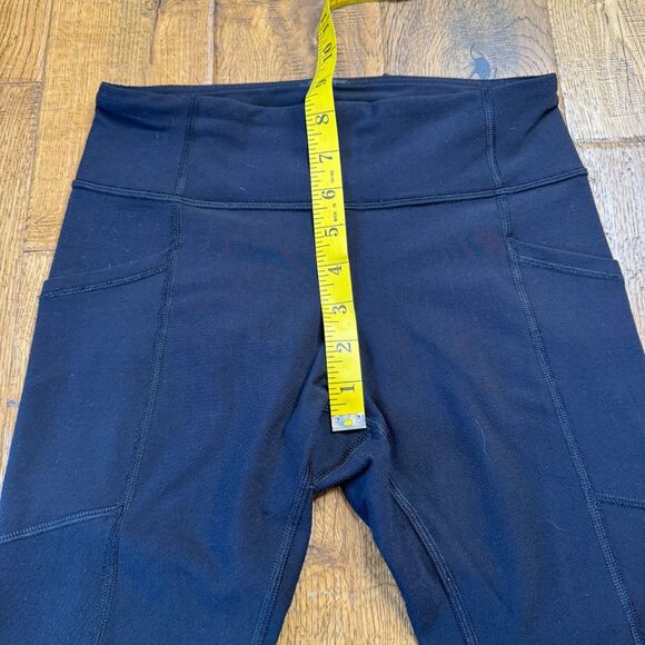LULULEMON Reflective "Tight Stuff II" High Rise 7/8 Tight Black Size 4 - Picture 3 of 6